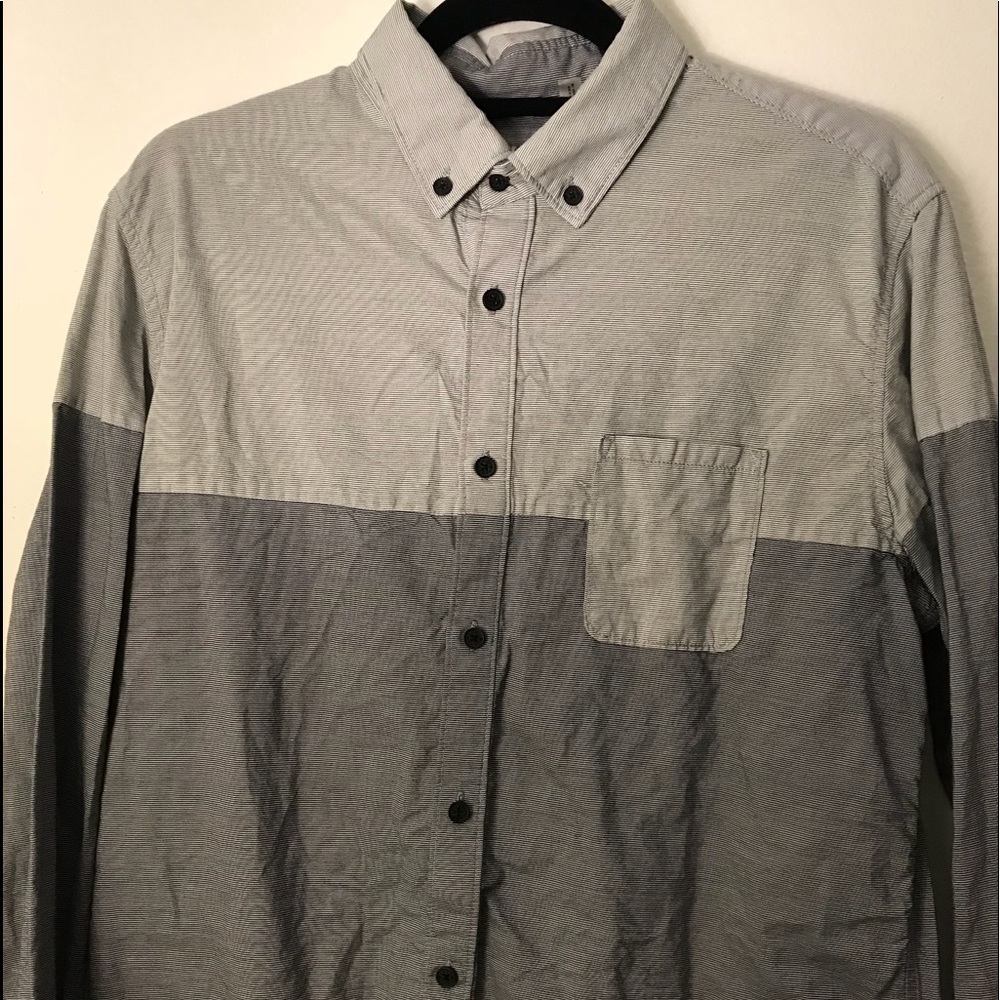 Howe Large Mens button down shirt